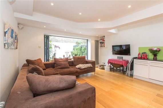 2 Bedroom Flat
